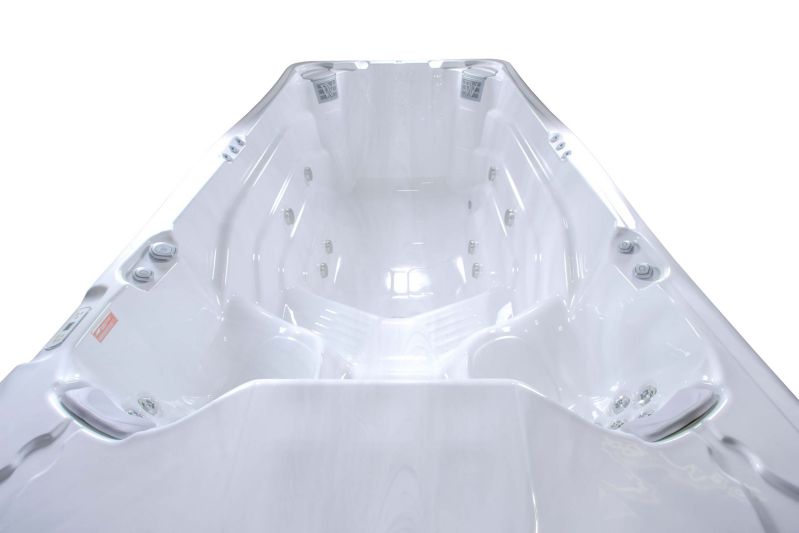 Danube_Riverjet_Swimspa_02-scaled_compressed
